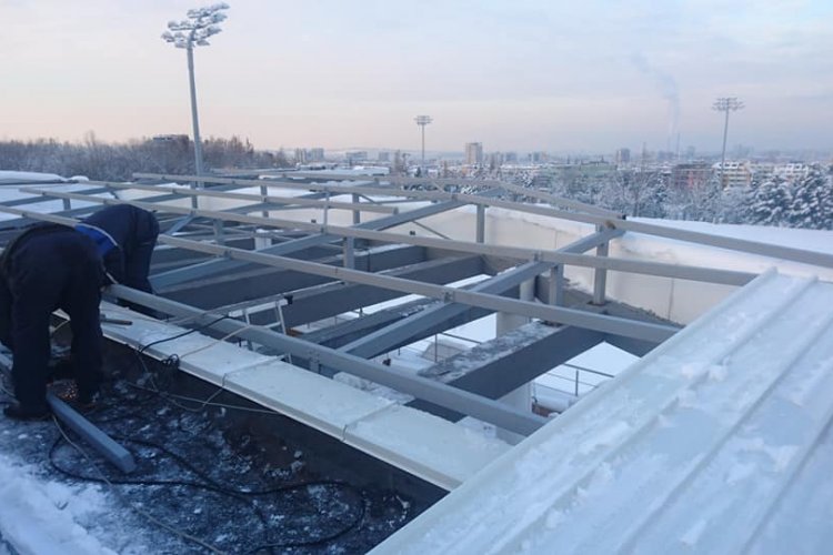 Усвояване на тераса на ресторант - Image